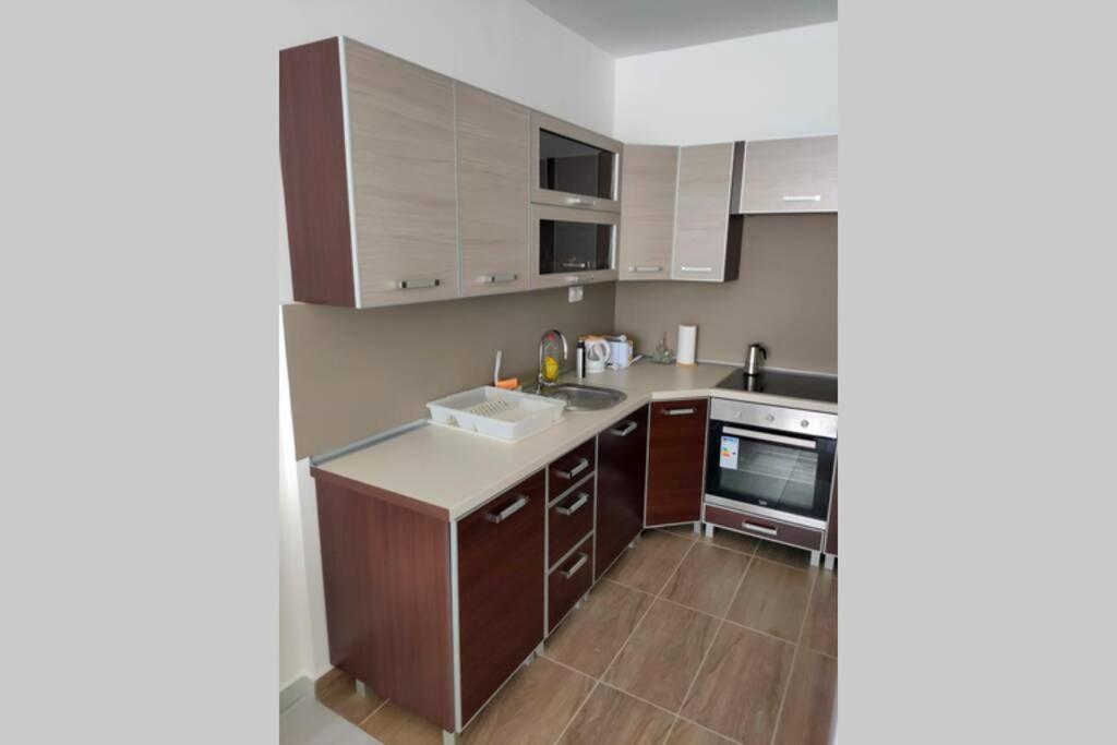 Plaza Apartman - City Center, Free Parking, Free Wifi Дебрецен Екстер'єр фото
